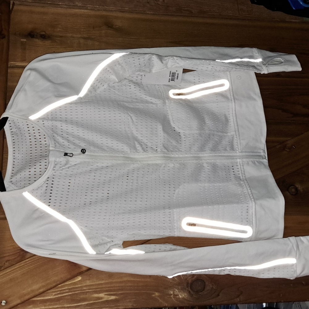 FLASH SALE Shape Activewear jacket white Med